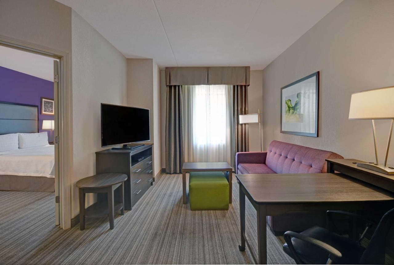 โฮมวูด สวีท บาย ฮิลตัน อีตันทาวน์ Hotel ภายนอก รูปภาพ
